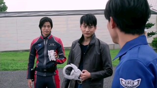The new generation of Ultraman pays off his debts