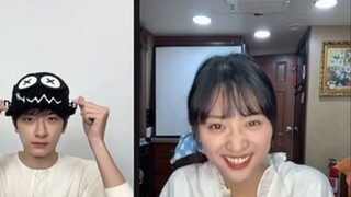 Lin Yichenyue tertawa terbahak-bahak dan mengakhiri siaran langsung dengan kumpulan suguhan manis