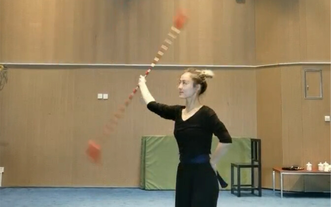 Share the basic skills of opera: spear and throat splitting and analysis