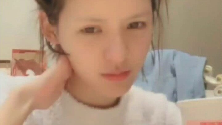 [Zhang Yuxi Live Cut] “I’d rather be off-key than lip-sync” — It’s okay if you can’t sing, as long a