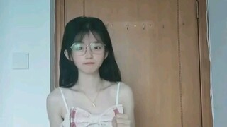 طالبة مدرسة ثانوية في جيانغسو هنا_^O^/