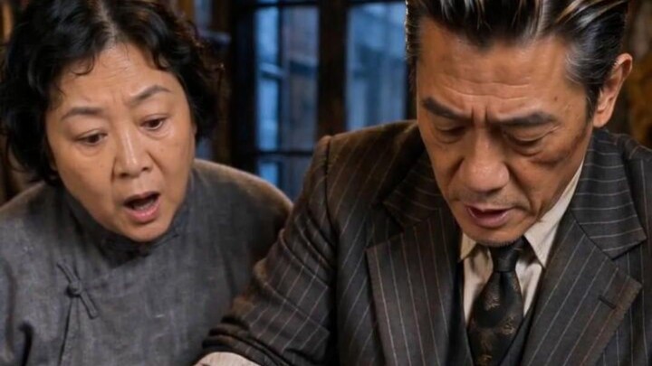 Boss Rong: An alleyway auntie’s daughter is getting married, so he whipped up a whole table of fake 