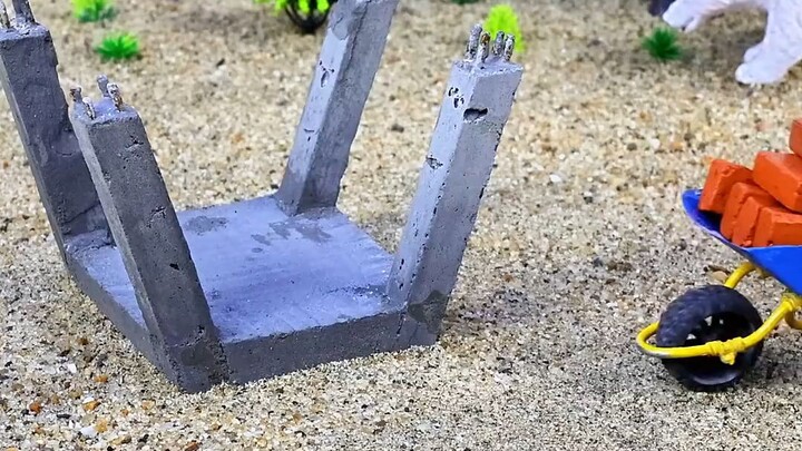 mini house construction