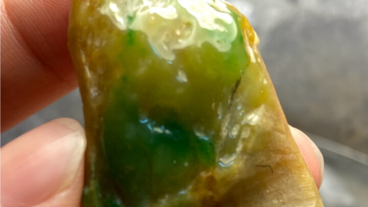 What’s going on in a jade carver’s mind?