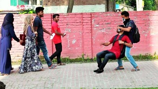 ปฏิกิริยาที่ดีที่สุด Hijacker Prank 2020 ใหม่วิดีโอเล่นตลกสาธารณะ 2020