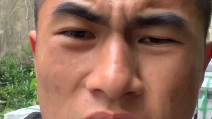 Tolong jangan tanya umurku lagi.