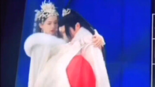 Snow Eagle Lord#Xu Kai and Nazha's wedding#Princess hug#Xu Kai plays with guns