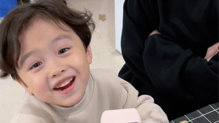 การมีผู้ชายใจใส่ใจสองคนคอยดูแล เป็นยังไงนะ?