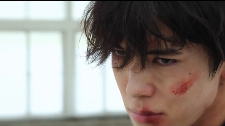 “ปรากฎว่า…สี่ปีผ่านไปแล้วนับตั้งแต่ดาบศักดิ์สิทธิ์”