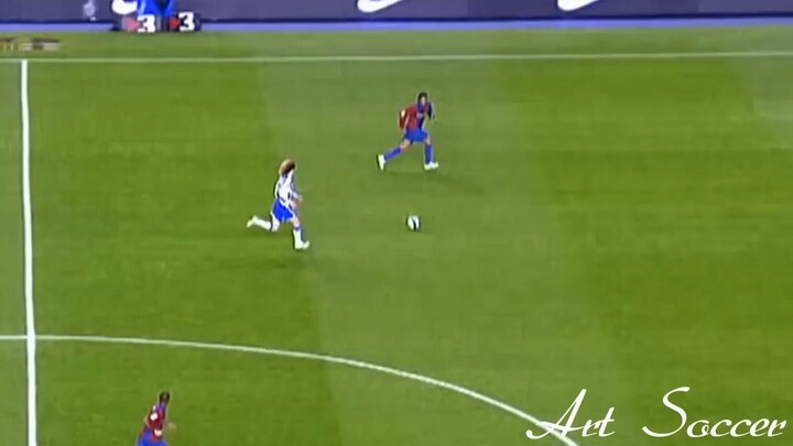 Ronaldinho Was Truly Unstoppable in His Prime!