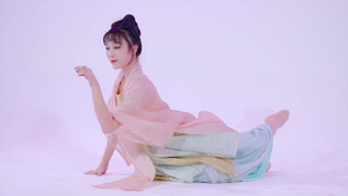 在？易安喊你去划船玩 顺便整点小酒喝。【藕花深处】