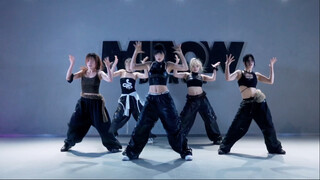 虐待老人舞一支Hands up