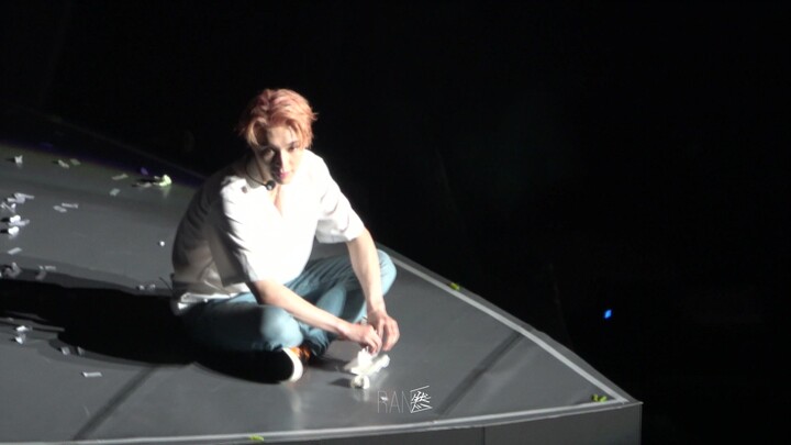 Penggemar laki-laki garis keras Zhang Yixing