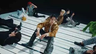 SEVENTEEN HOT OFFICIAL MUSIC VIDEO