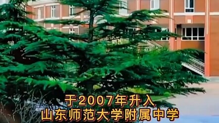 Nhà toán học Trương Ích Đường giảng bài trực tuyến, Viên Đông Dực ngồi hàng đầu chăm chú lắng nghe!