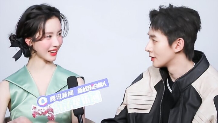 สุดยอด! เขามัวแต่จ้องมองภรรยาตลอดเลย ถึงขนาดไม่ยอมให้เราเห็นหน้าตรงๆ เลย! | เดิ้งเว่ย × เฉินตูหลิง |