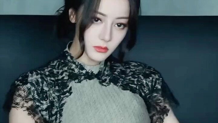Ma Di’s appearance suddenly clears up everything: “Dilraba,” “Guan Xiaotong,” and plenty of humor.