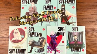 [Unboxing and Flip Through Manga Spy X Family Volume 1-7 by Viz Media]Buka Komik Ter-Hits 2022