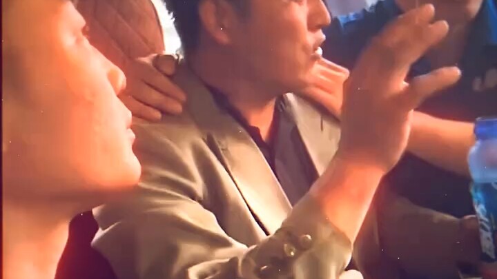 ฆาตกรในสายตาผู้หญิง ชายแท้ในสายตาผู้ชาย