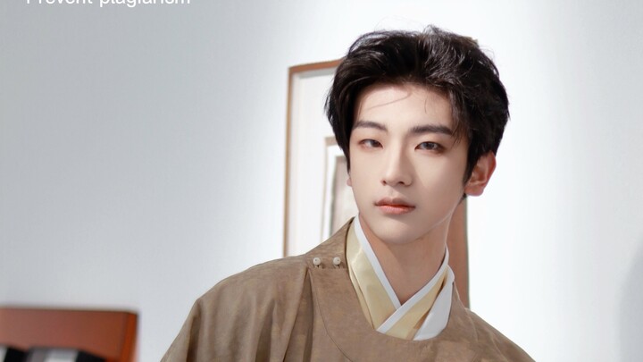 Hanfu paling cantik dipakai oleh orang Tiongkok sendiri!