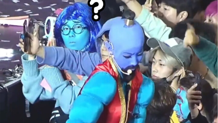 谁家女爱豆扮成这样还这么开心？！