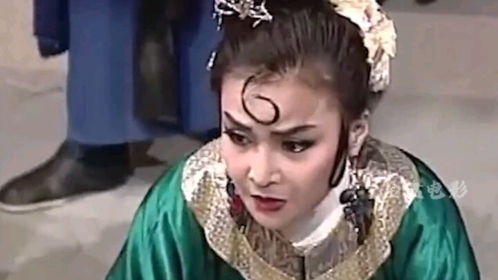 A man engulfed in flames came to the Kaifeng Prefecture in the middle of the night to appeal for jus