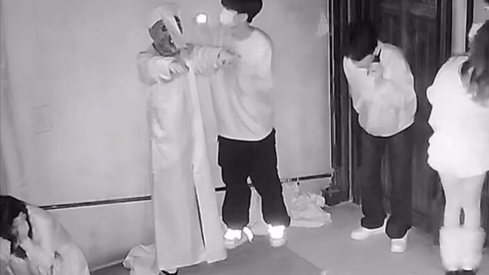 ควบคุม NPC อย่างหนักเป็นเวลา 10 วินาที