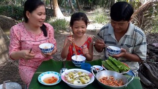 Làm Chòi Nui Vịt Và Bữa Cơm Đơn Giản Ngoài Vườn Nhưng Lại Ngon| TKQ & Family T517