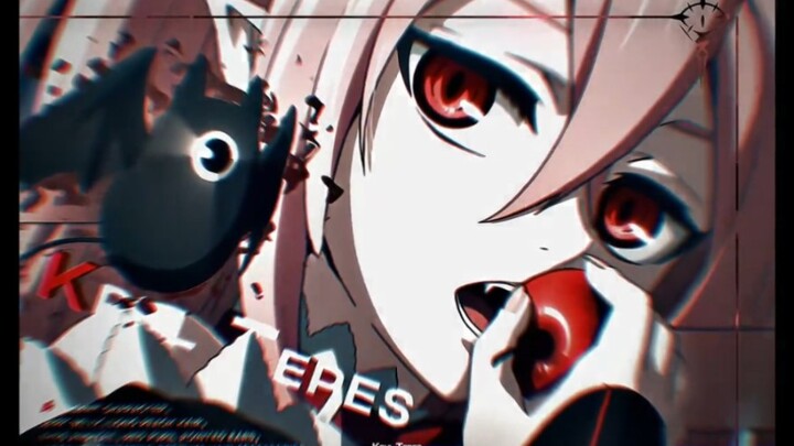 Who wouldn’t want a petite vampire queen?