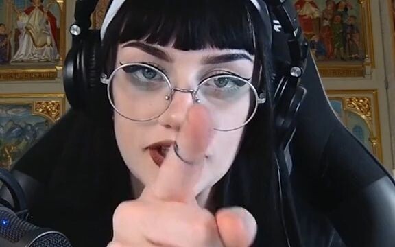【Twitch.tv/niki】Praying with the Nun