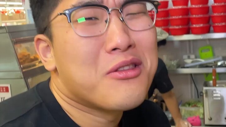 تحدي البوفيه الدجاج المقلي بـ100 يوان: هل أستطيع أن أستعيد ثمنه بالطعام؟