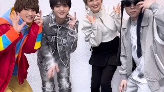 The four main characters join FANTASTICS' two lead vocalists and two lead dancers to perform the Gab