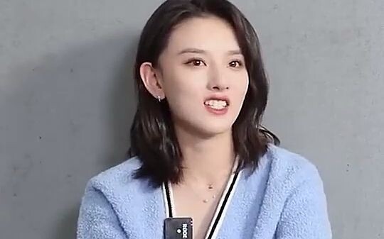Song Zuer and Mao Xiaotong—this is practically an occupational injury, isn’t it? The aftereffects of