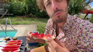 大神用西瓜和猕猴桃演奏，用完后直接吃才是最骚的