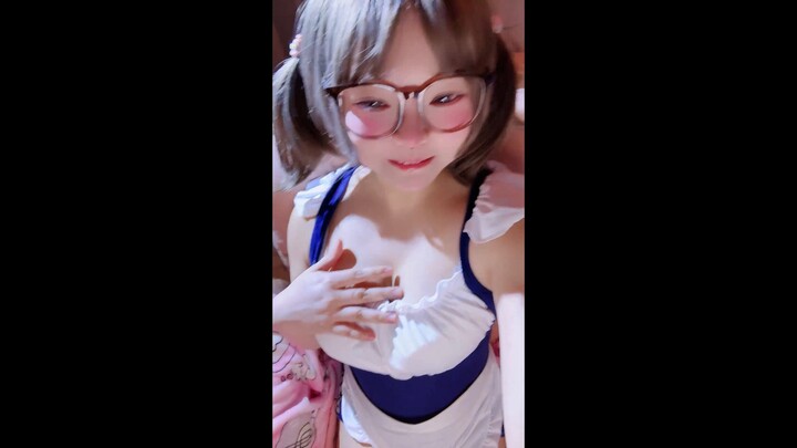 هجوم التملّق الاستنكاري الموجِع