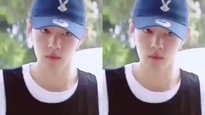 [Xiao Zhan] The big boss walks with splits, and has an aura of 2.8 meters. Xiao Zan walks with wind 