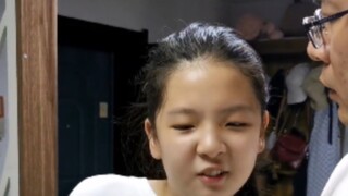 พ่อของเด็กคือใคร? เขาทำให้ครูเยี่ยมบ้านโกรธแล้วหนีไปได้อย่างไร?