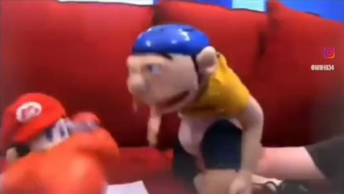 Jeffy gets beat up by Mario (SML)