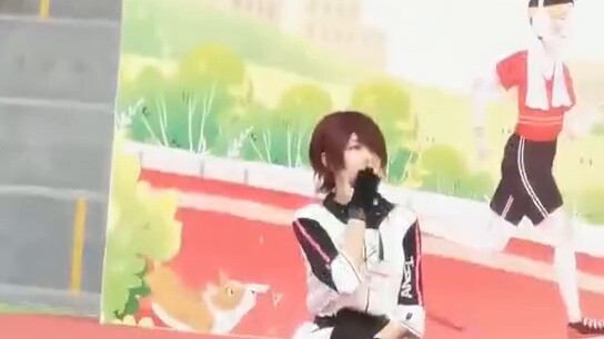 Sự trôi dạt của Chúa☆~Cos thiên thần nhảy house dance trong ngày khai trương câu lạc bộ