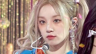 เหมาะกับทวินเทลเลยใช่มั้ยล่ะ?! ภาพหน้าจอแนวตั้งของ Song Yuqi Queencard