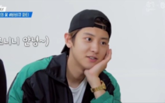[Chanbaek] If I called Baekhyun and he answered right away, how would you feel?