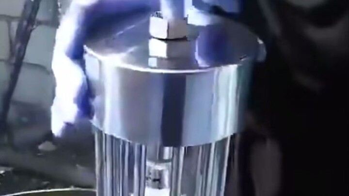In response to the Russian government's ban on alcohol, vodka distilleries mass-produced bottles wit