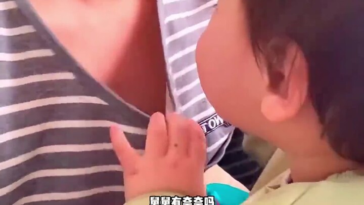 A roundup of hilarious, innocent kid moments—each one a laugh riot!