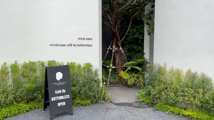 Cafe vlog | mindscape cafe by bottomless