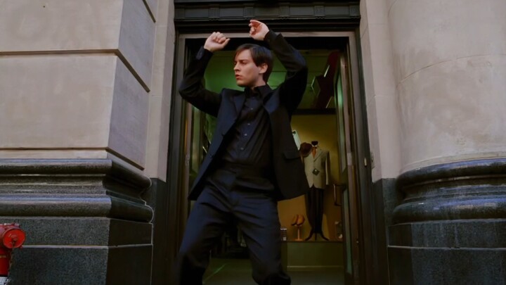 It turns out that happiness is really contagious