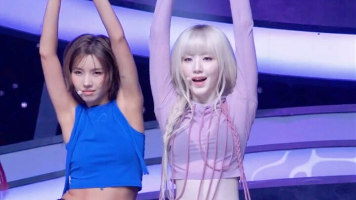 เมื่อลูกน้อยท้าทายกับท่าเต้นมือ คุณว่าใครดูสนุกและน่าชมที่สุด?