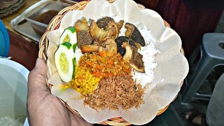 BABATNYA EMPUK GURIH || SAMBAL BAWANGNYA PALING ENAK || NASI BABAT USUS BU WILDAN - kuliner gresik