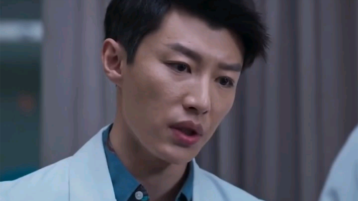 امرأة تعاني من الإسهال منذ خمس سنوات وتحب أكل الحلزونات البرية.