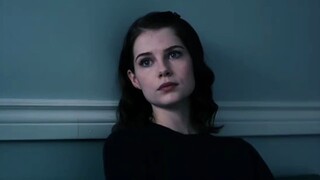 The Blackcoat's Daughter (2015)