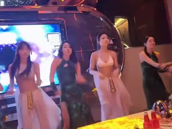 Sepupu perempuan mulai kerja~53